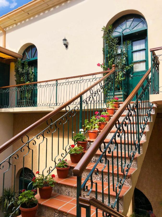 Hotel Casona Gloria Tarija Esterno foto